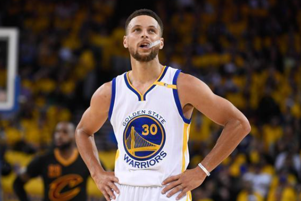 籃球比賽中六種防守戰(zhàn)術(shù)是什么？