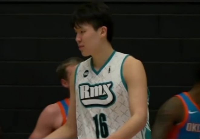 G聯(lián)賽：楊瀚森14+17+2+2帽創(chuàng)籃板新高 率混音大勝雙殺藍隊