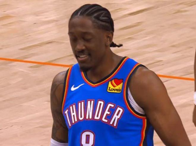 鞏固聯(lián)盟第一！雷霆27分大勝太陽 杰倫前11中11傷退28分